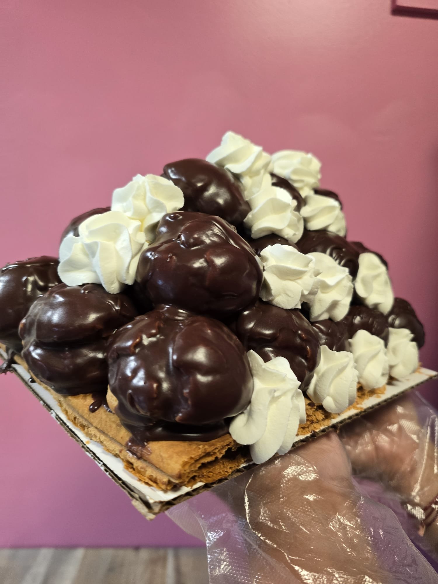 Profiteroles Cake - Image 3